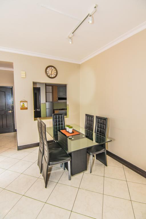 קוטה קינבלו Mts @ Marina Court Resort Condo חדר תמונה